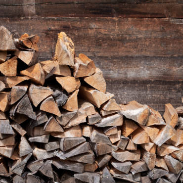 How to Safely Store Your Firewood